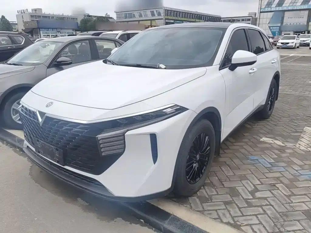 Venucia V2021 260T Idol Edition — миниатюра 1