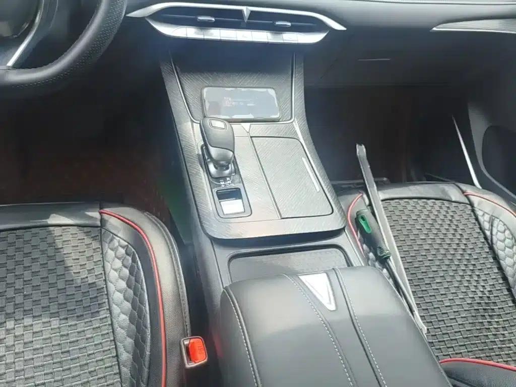 Venucia V2021 260T Idol Edition — миниатюра 10