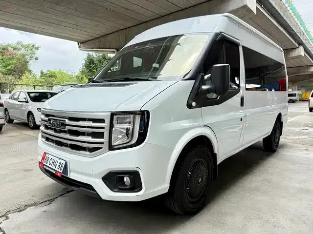 Jiangling Fushun 2023 2.0T Manual Mid-Wheelbase Mid-Roof Business Model 9-Seater (Non-Commercial)