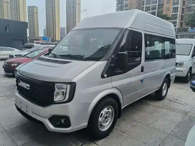 Jiangling Fushun 2022 2.0T Manual Multi-functional Passenger Vehicle, Short Wheelbase, Medium-High Roof, 6 Seats