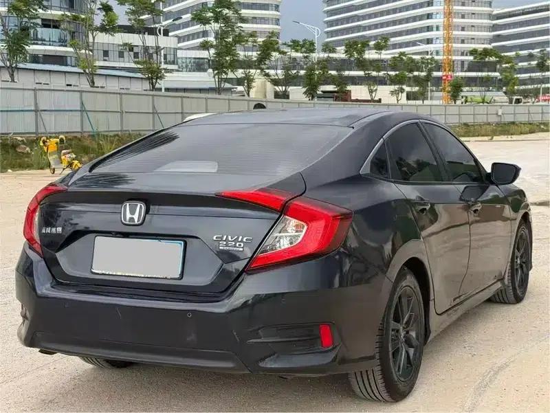 2019 Civic 220TURBO CVT Sporty Edition (China VI Emission Standard) — миниатюра 6