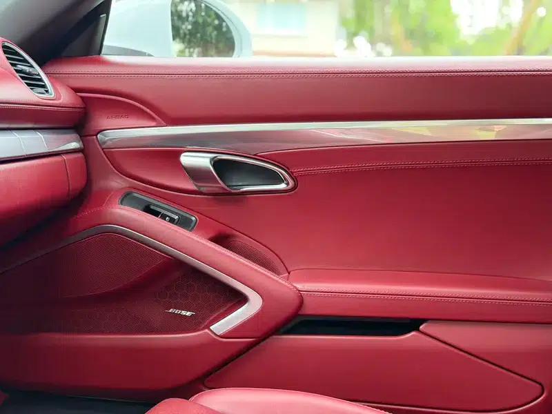 2020 Porsche 718 Boxster 2.0T — миниатюра 8