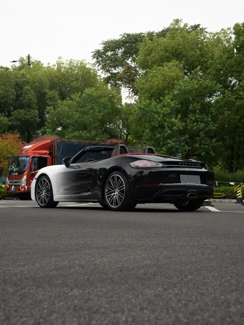 2023 Porsche 718 Boxster 2.0T — миниатюра 3
