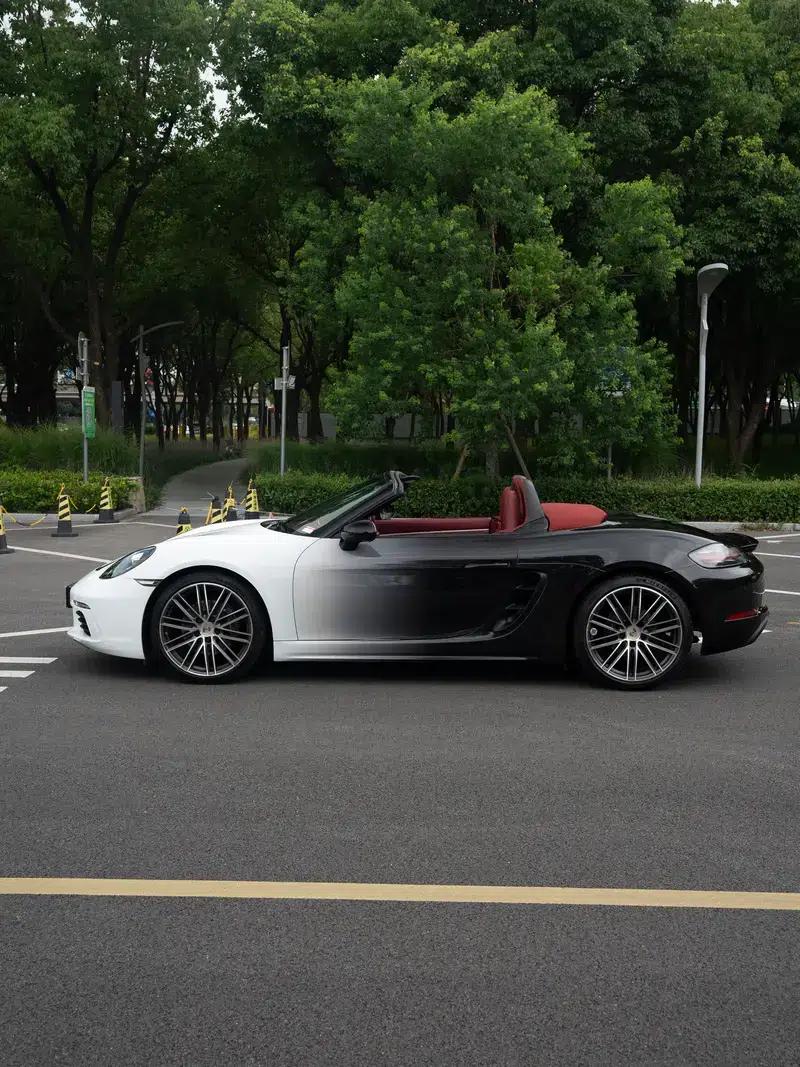 2023 Porsche 718 Boxster 2.0T — миниатюра 4