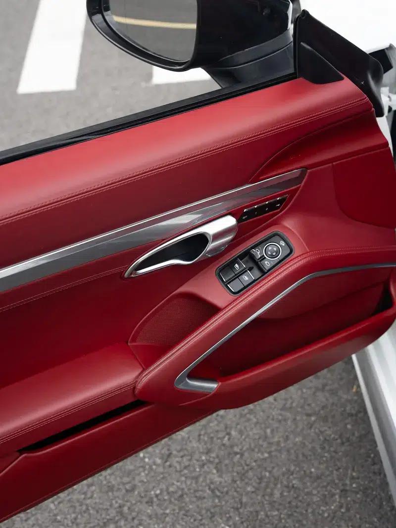 2023 Porsche 718 Boxster 2.0T — миниатюра 9