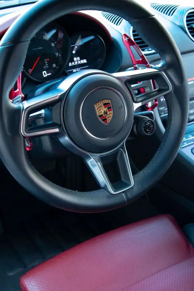 Porsche 718 Cayman 2016 2.0T — миниатюра 11