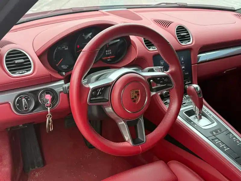 Porsche 718 Cayman 2020 2.0T — миниатюра 10