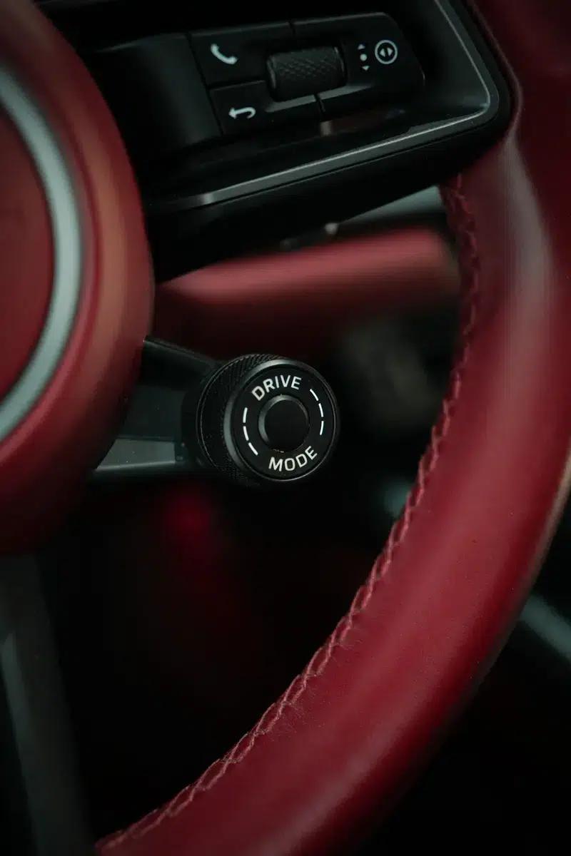 2022 Porsche 911 Carrera 3.0T — миниатюра 11