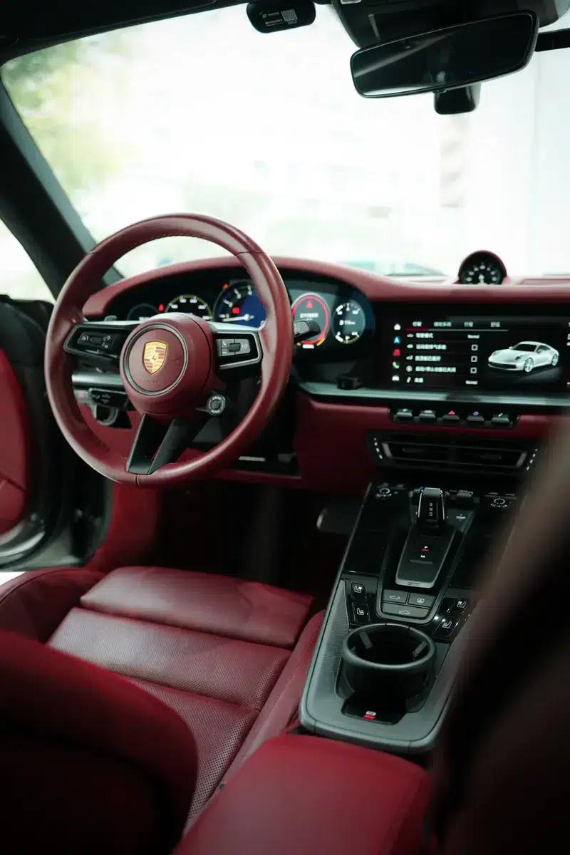 2022 Porsche 911 Carrera 3.0T — миниатюра 16