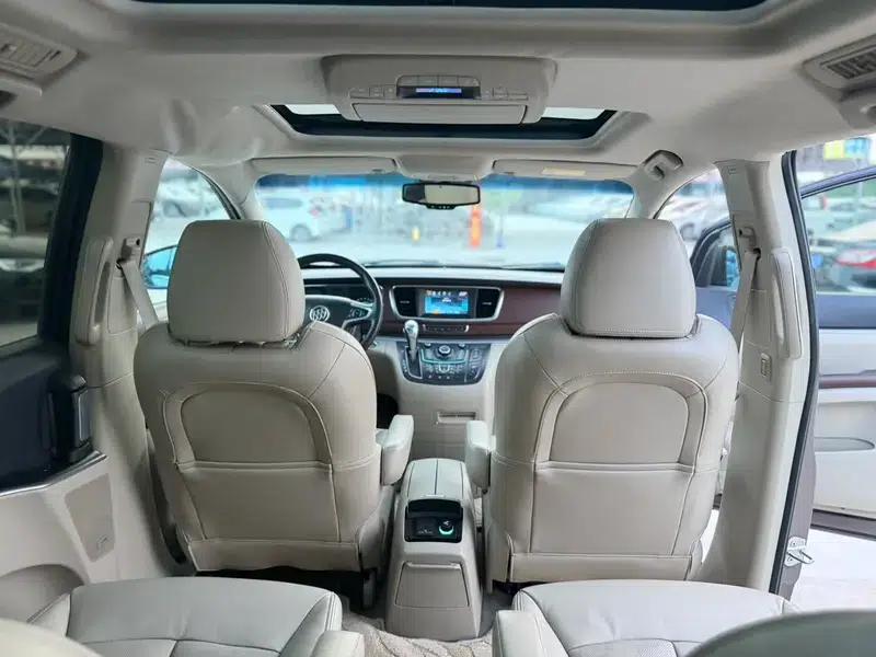 Buick GL8 2014 3.0L XT Luxury Business Flagship Edition — миниатюра 5