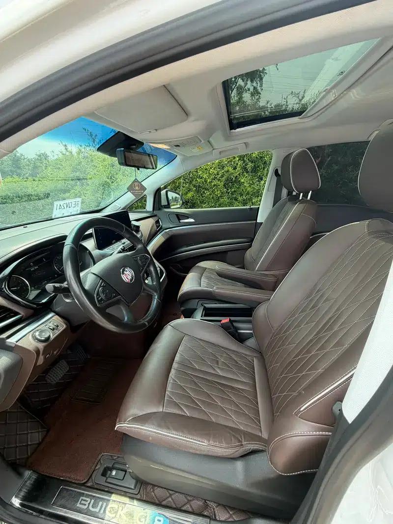 Buick GL8 2022 Land Business Class 652T Premium — миниатюра 9
