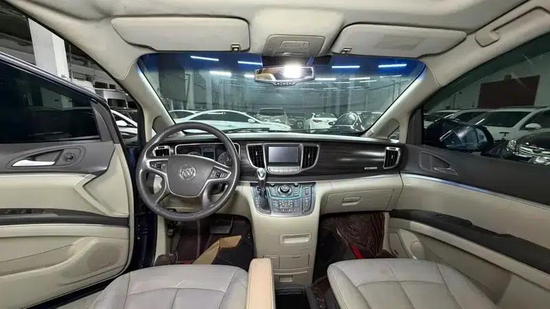 Buick GL8 2013 3.0L GT Luxury Business Edition — миниатюра 7