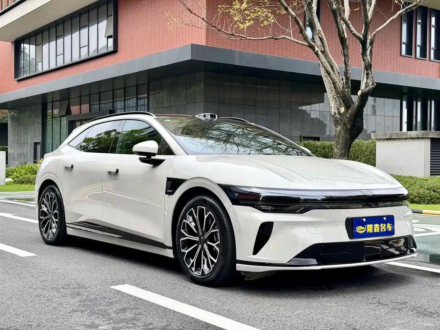 Extreme Krypton 007GT 2025 All-Wheel Drive Intelligent Driving Edition 75kWh — миниатюра 3