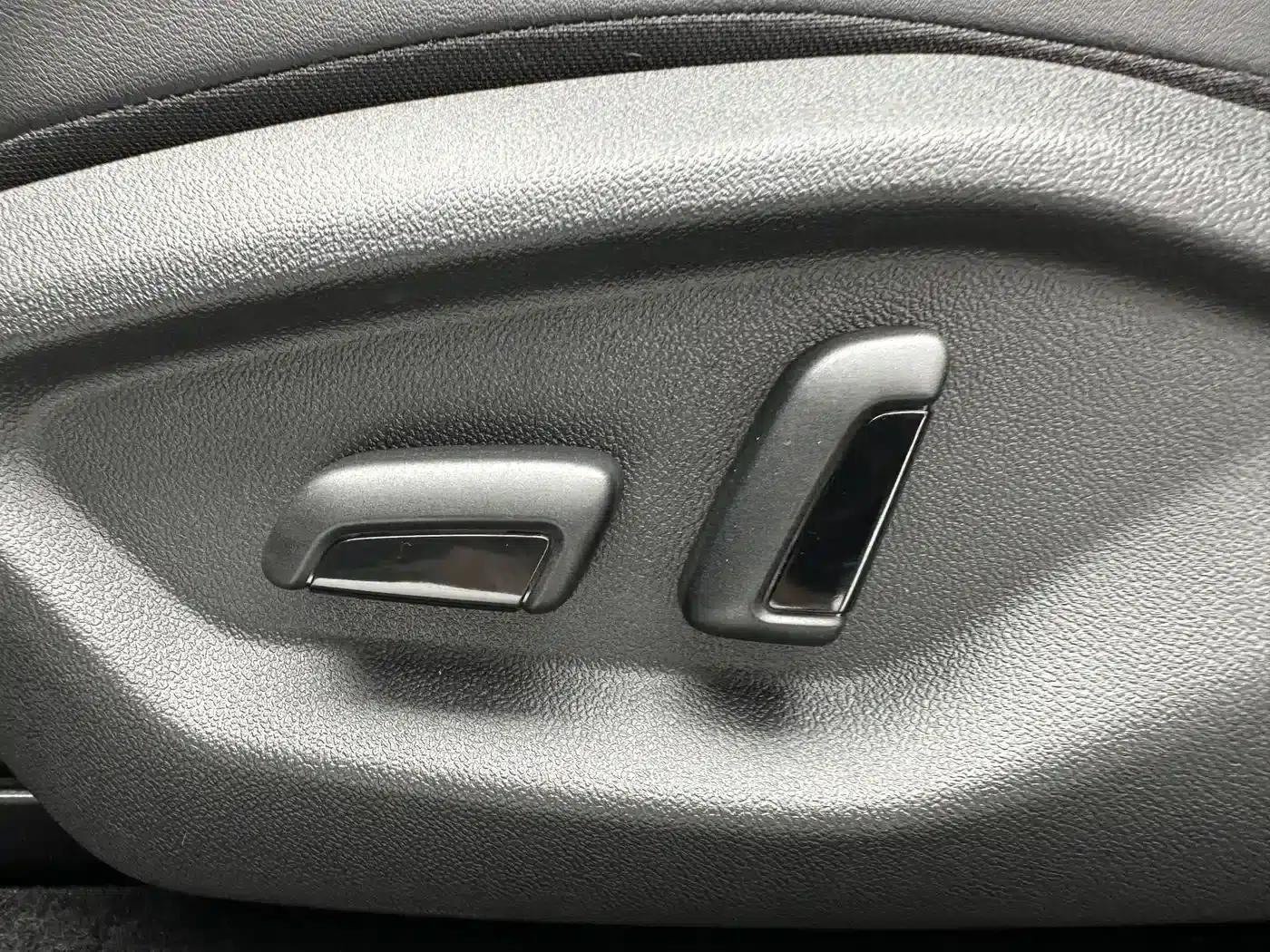 Jetta VS7 2022 Black Edition 1.4T Automatic Glory Pro — миниатюра 13