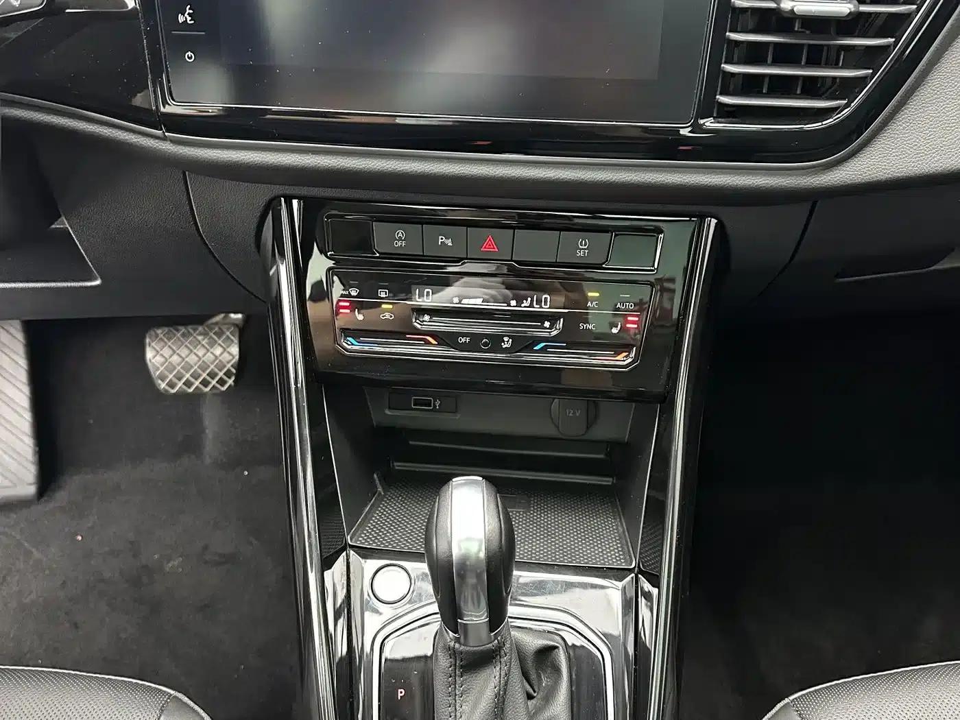 Jetta VS7 2022 Black Edition 1.4T Automatic Glory Pro — миниатюра 15