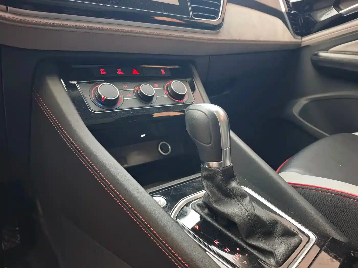 Jetta VS7 2023 280TSI Automatic Enjoy Edition — миниатюра 6
