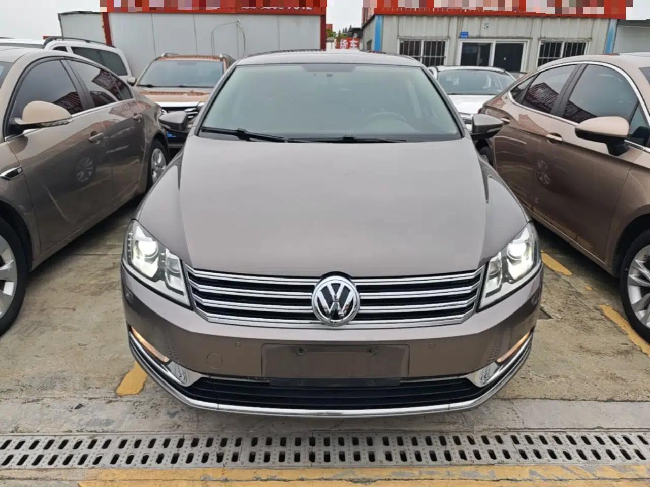 Volkswagen Magotan 2015 2.0 TSI Luxury Model — миниатюра 2