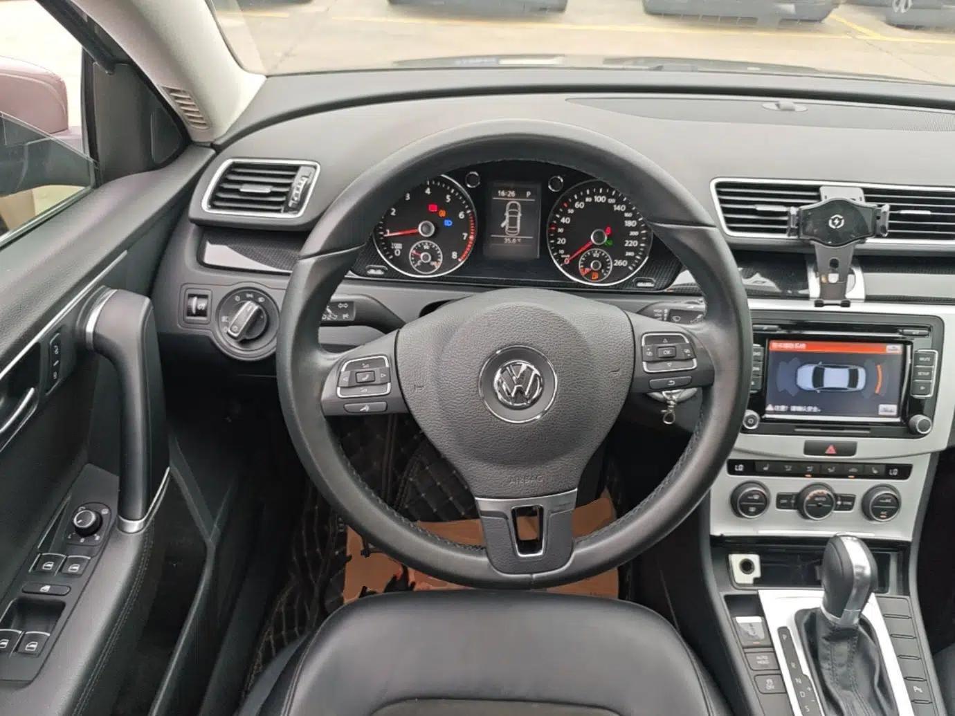 Volkswagen Magotan 2015 2.0 TSI Luxury Model — миниатюра 13