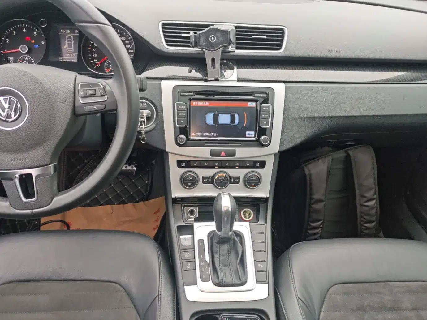 Volkswagen Magotan 2015 2.0 TSI Luxury Model — миниатюра 15