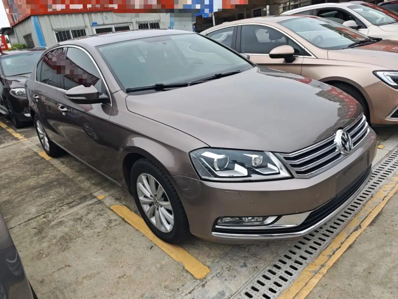 Volkswagen Magotan 2015 2.0 TSI Luxury Model — миниатюра 3