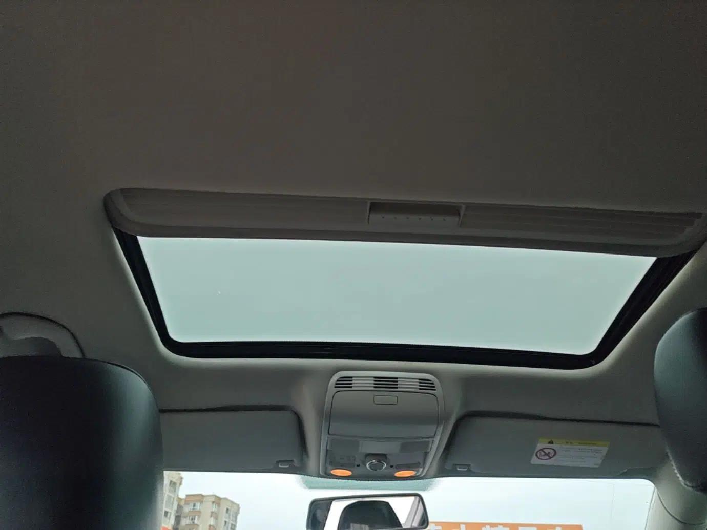 Volkswagen Magotan 2015 2.0 TSI Luxury Model — миниатюра 21