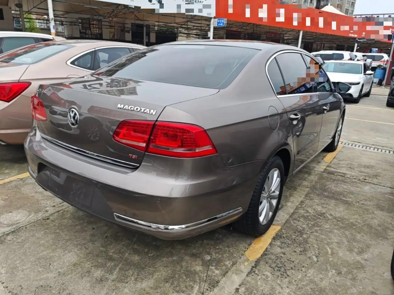 Volkswagen Magotan 2015 2.0 TSI Luxury Model — миниатюра 6