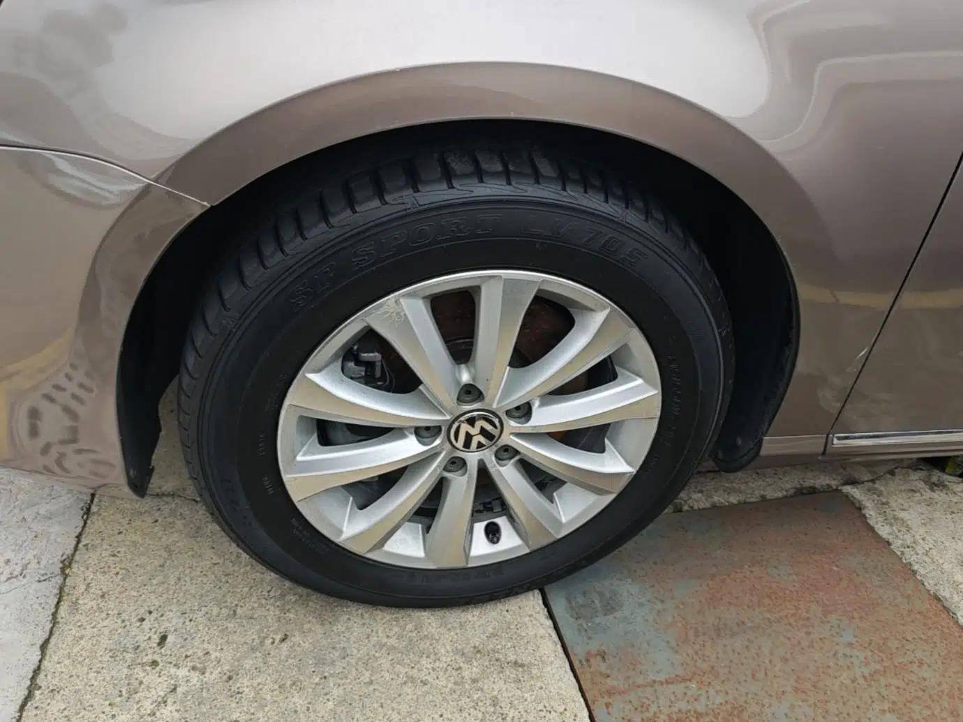 Volkswagen Magotan 2015 2.0 TSI Luxury Model — миниатюра 10