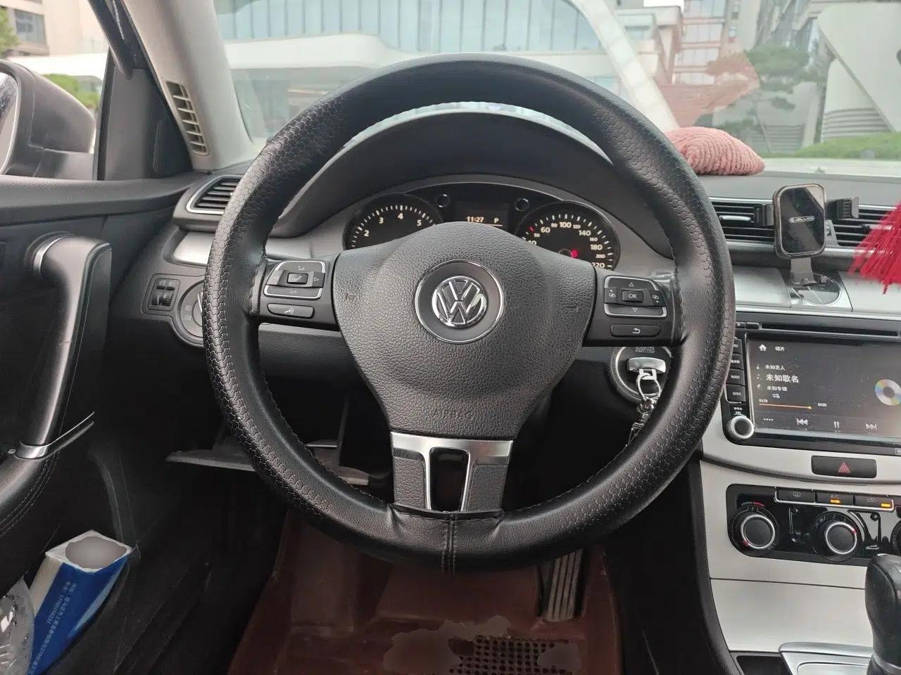 Volkswagen Magotan 2013 1.8TSI Premier Model — миниатюра 10
