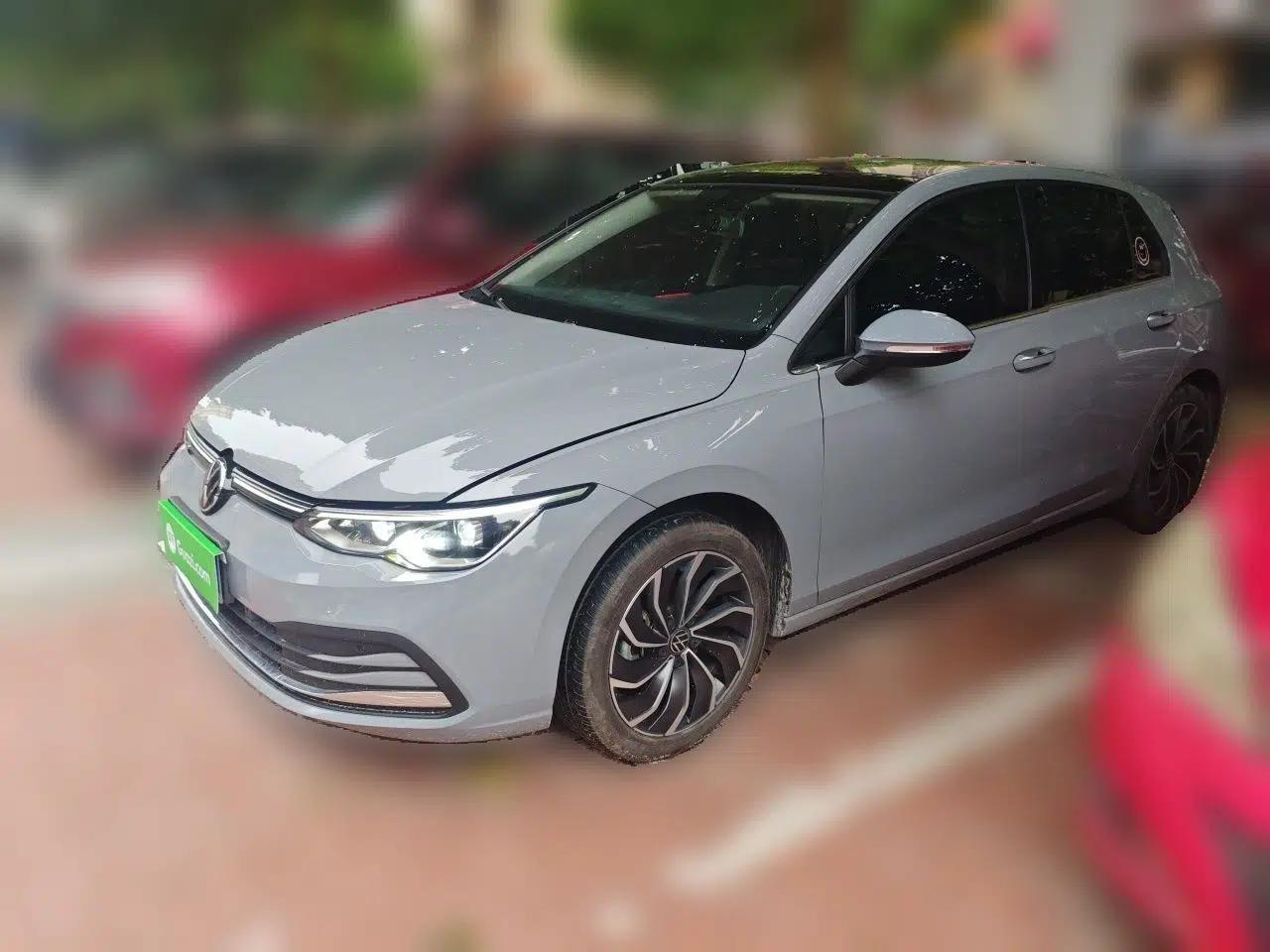 Volkswagen Golf 2023 Facelift 280TSI DSG Pro — миниатюра 1