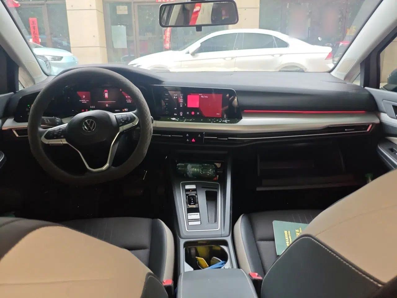 Volkswagen Golf 2023 Facelift 280TSI DSG Pro — миниатюра 9