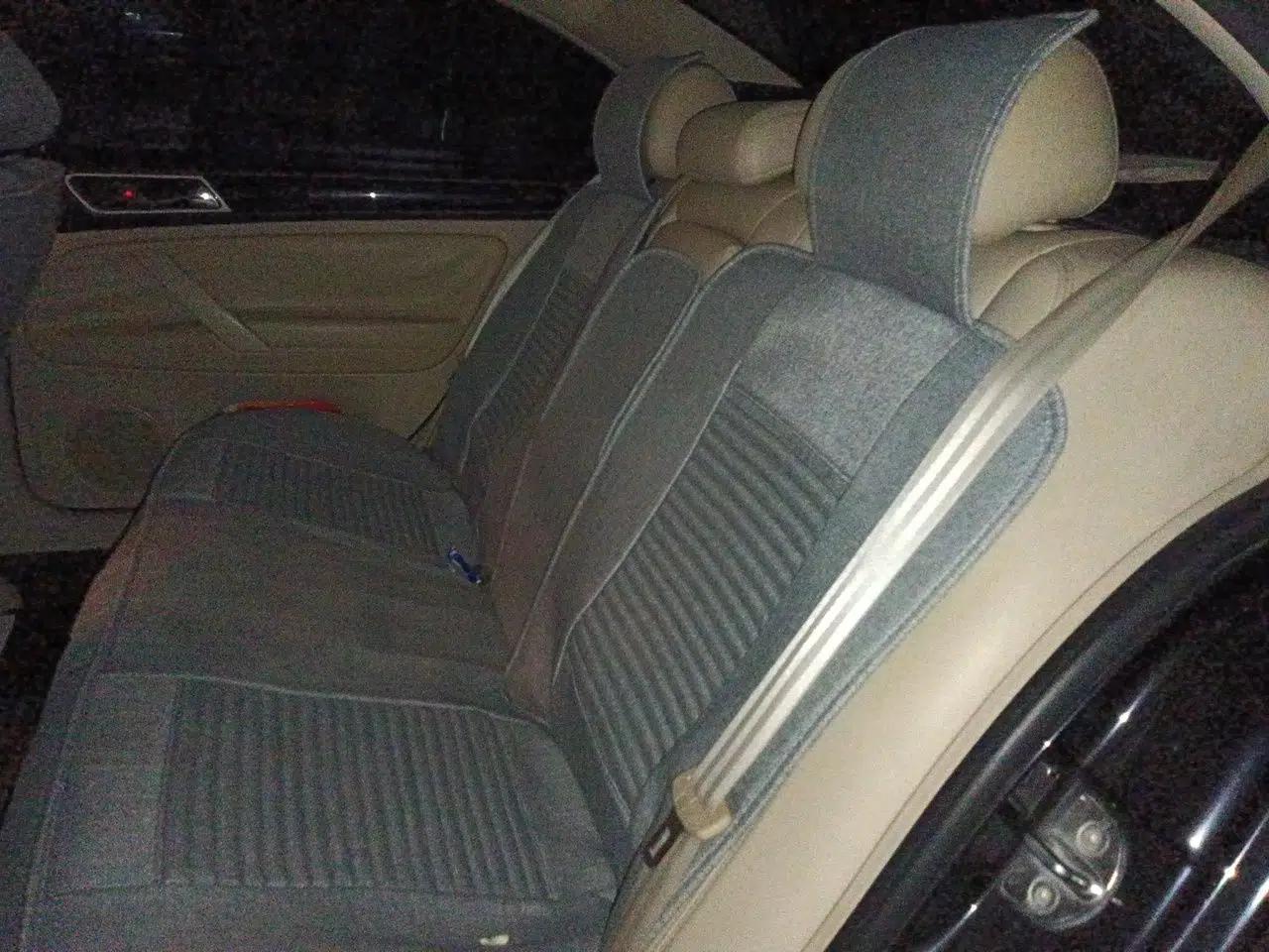 Volkswagen Passat 2011 1.8T Automatic Luxury Model — миниатюра 17