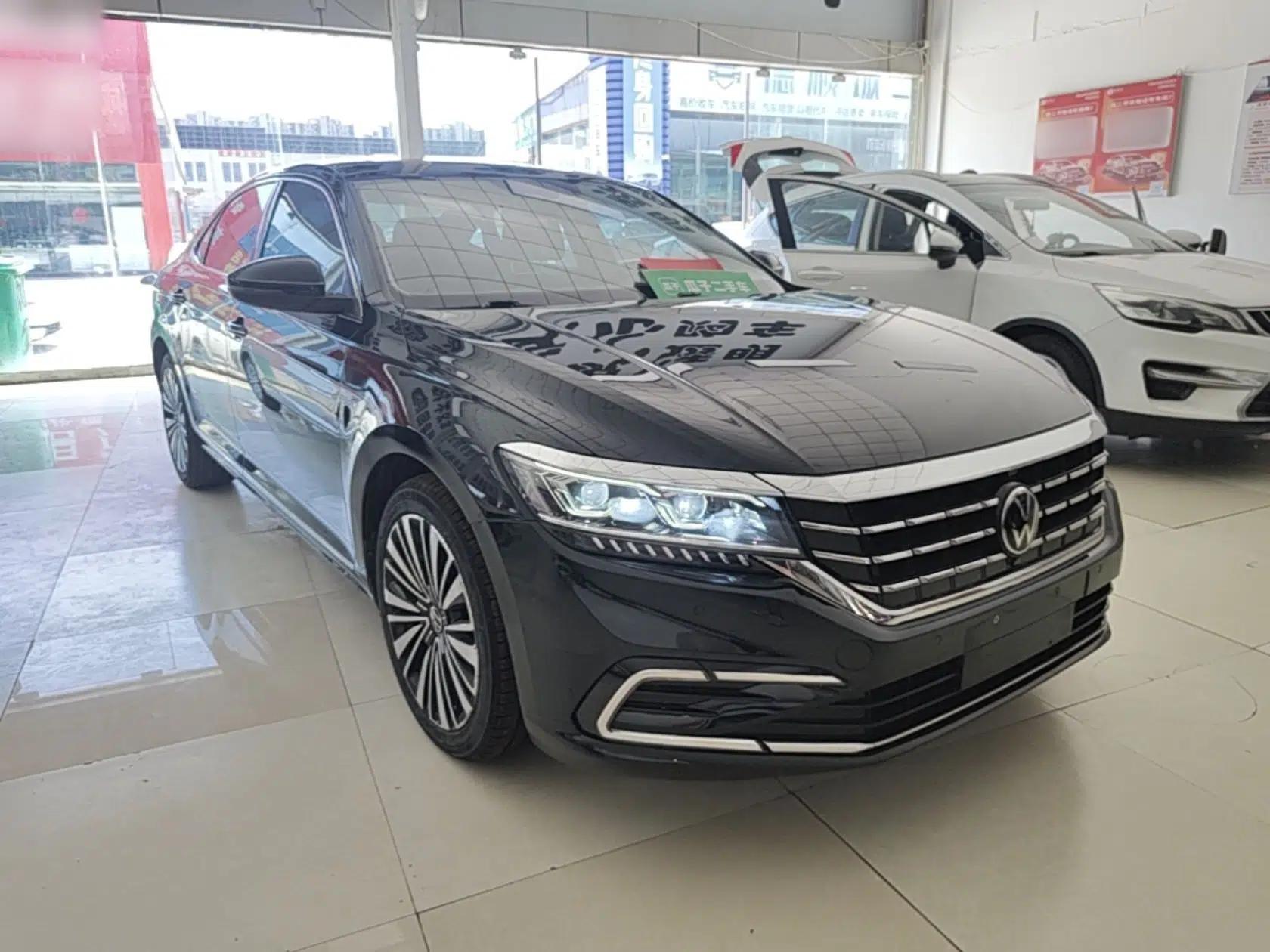 Volkswagen Passat 2021 330TSI Luxury Edition — миниатюра 3