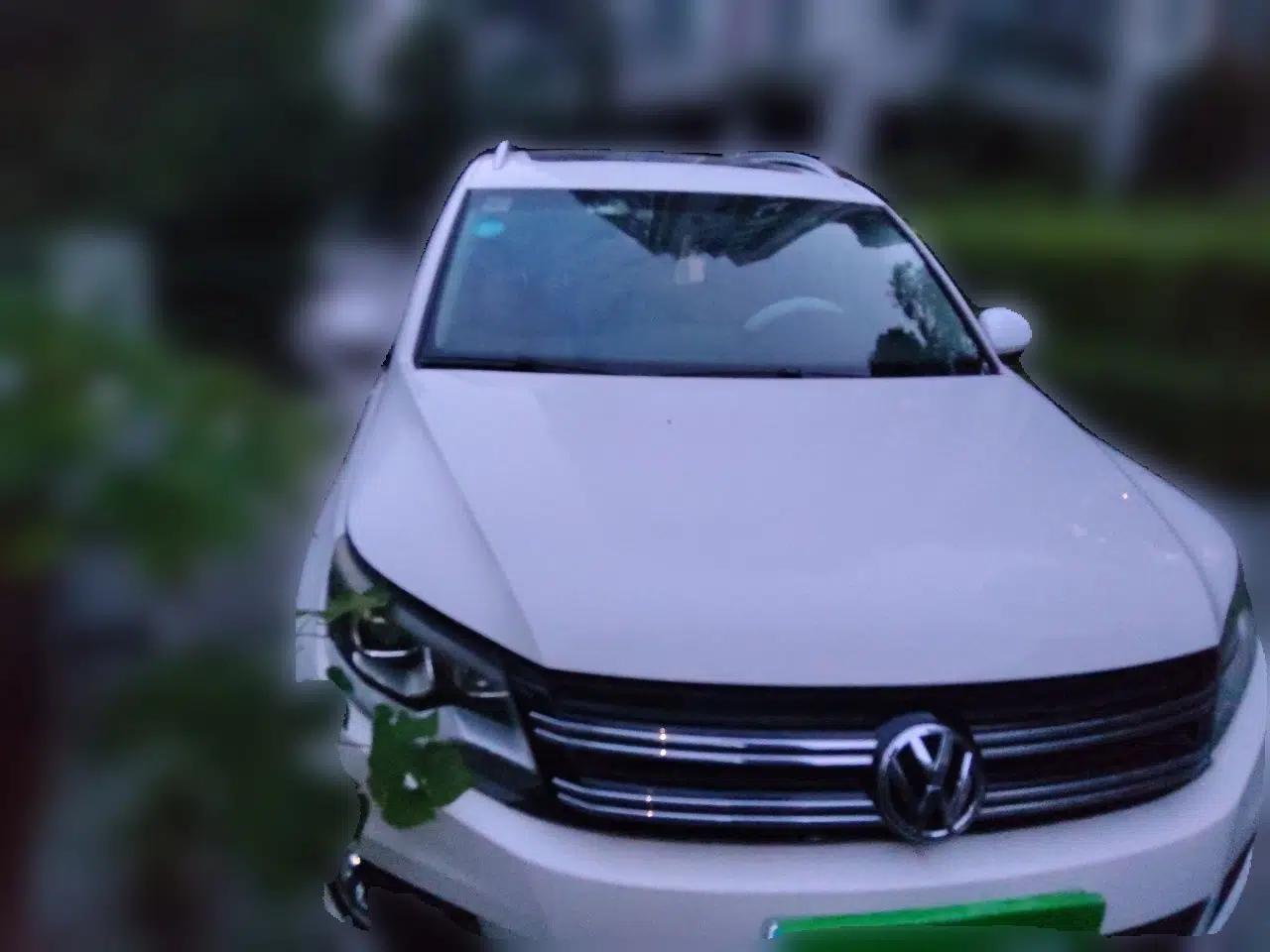 Volkswagen Tiguan 2013 1.8TSI Automatic Two-Wheel Drive Luxury Model — миниатюра 3