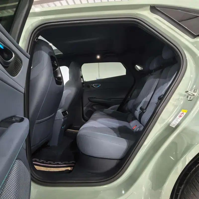Seal 06GT 2025 Smart Driving Edition 605 2WD Hot Wave Edition — миниатюра 10