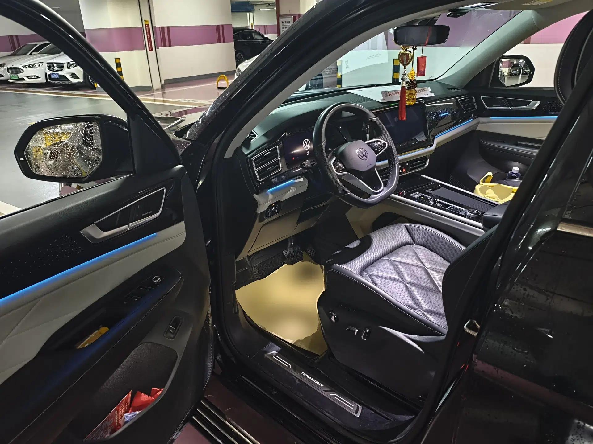 Volkswagen Teramont 2024 380TSI Four-Wheel Drive Prestige Luxury Edition — миниатюра 16