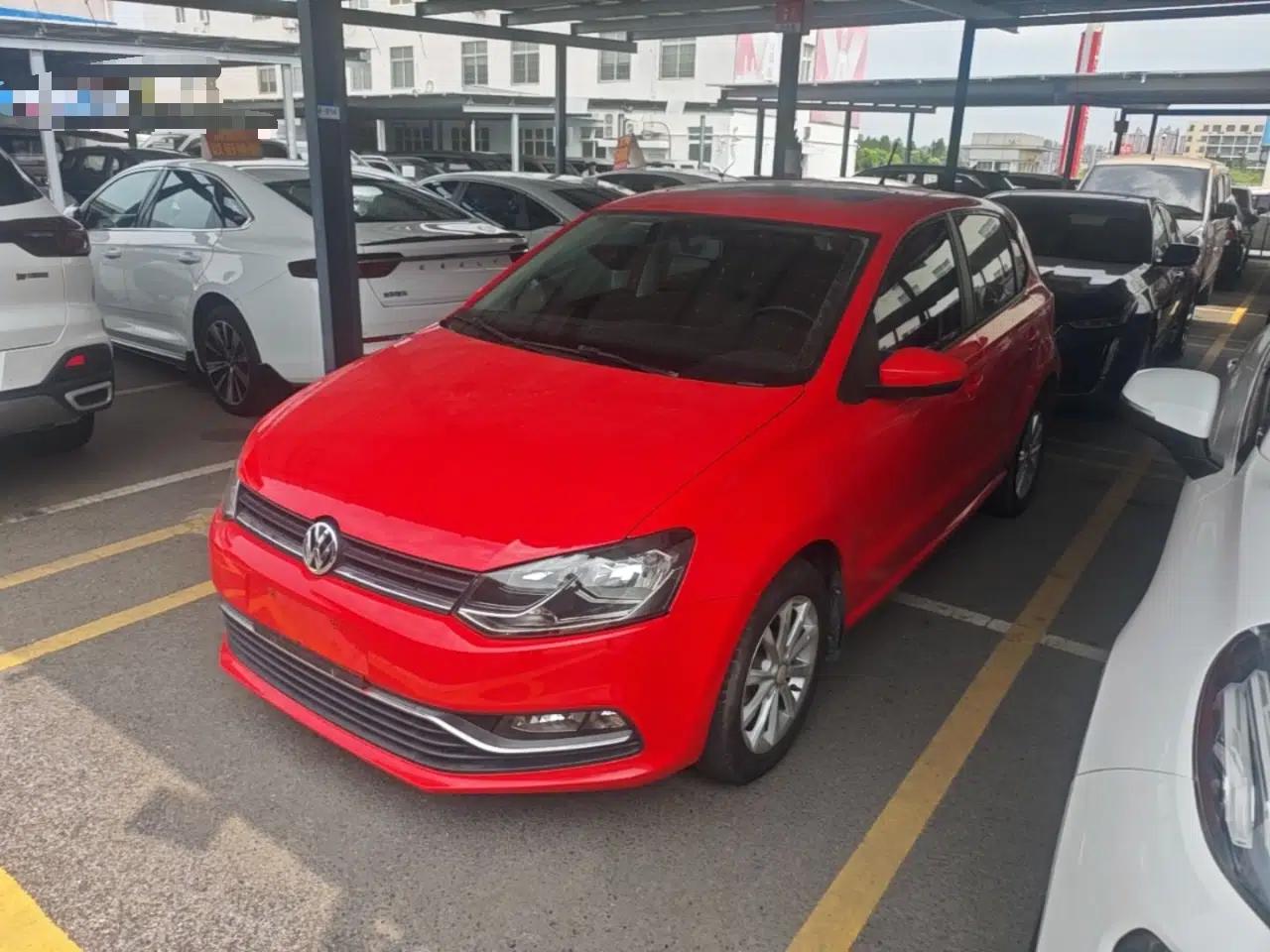 Volkswagen Polo 2016 1.6L Automatic Comfort Model — миниатюра 1