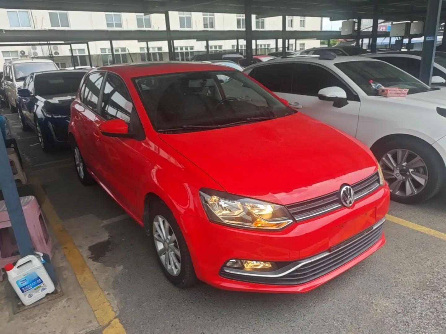 Volkswagen Polo 2016 1.6L Automatic Comfort Model — миниатюра 3