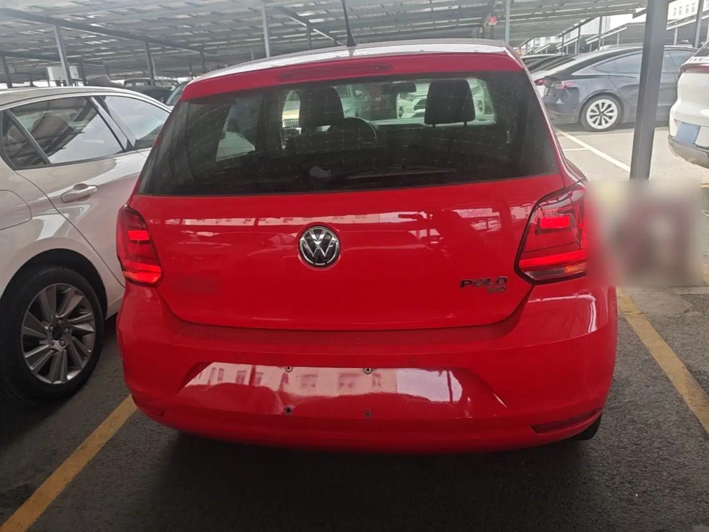 Volkswagen Polo 2016 1.6L Automatic Comfort Model — миниатюра 5