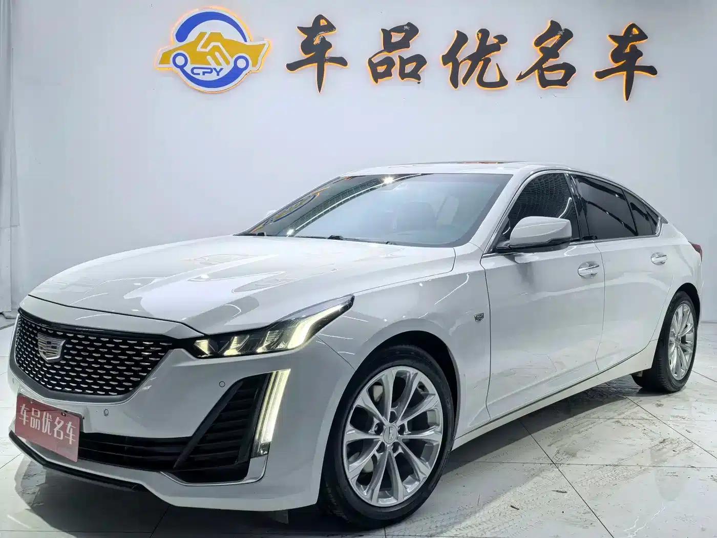 2022 Cadillac CT5 28T Luxury — миниатюра 1