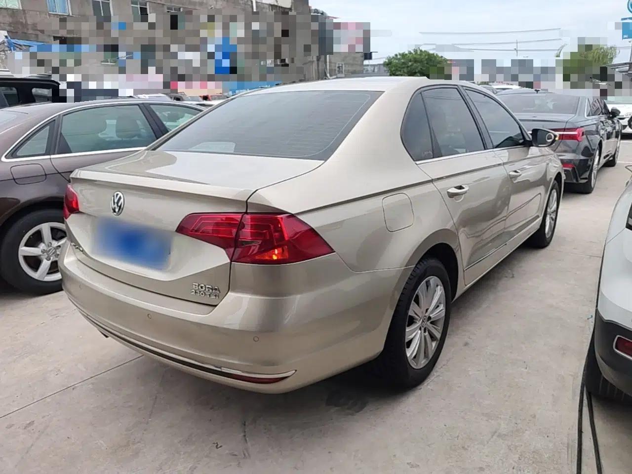 Volkswagen Bora 2016 230TSI DSG Comfort Model — миниатюра 6