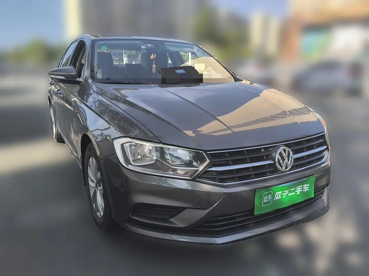 Volkswagen Bora 2016 1.6L Manual Fashion Edition — миниатюра 3