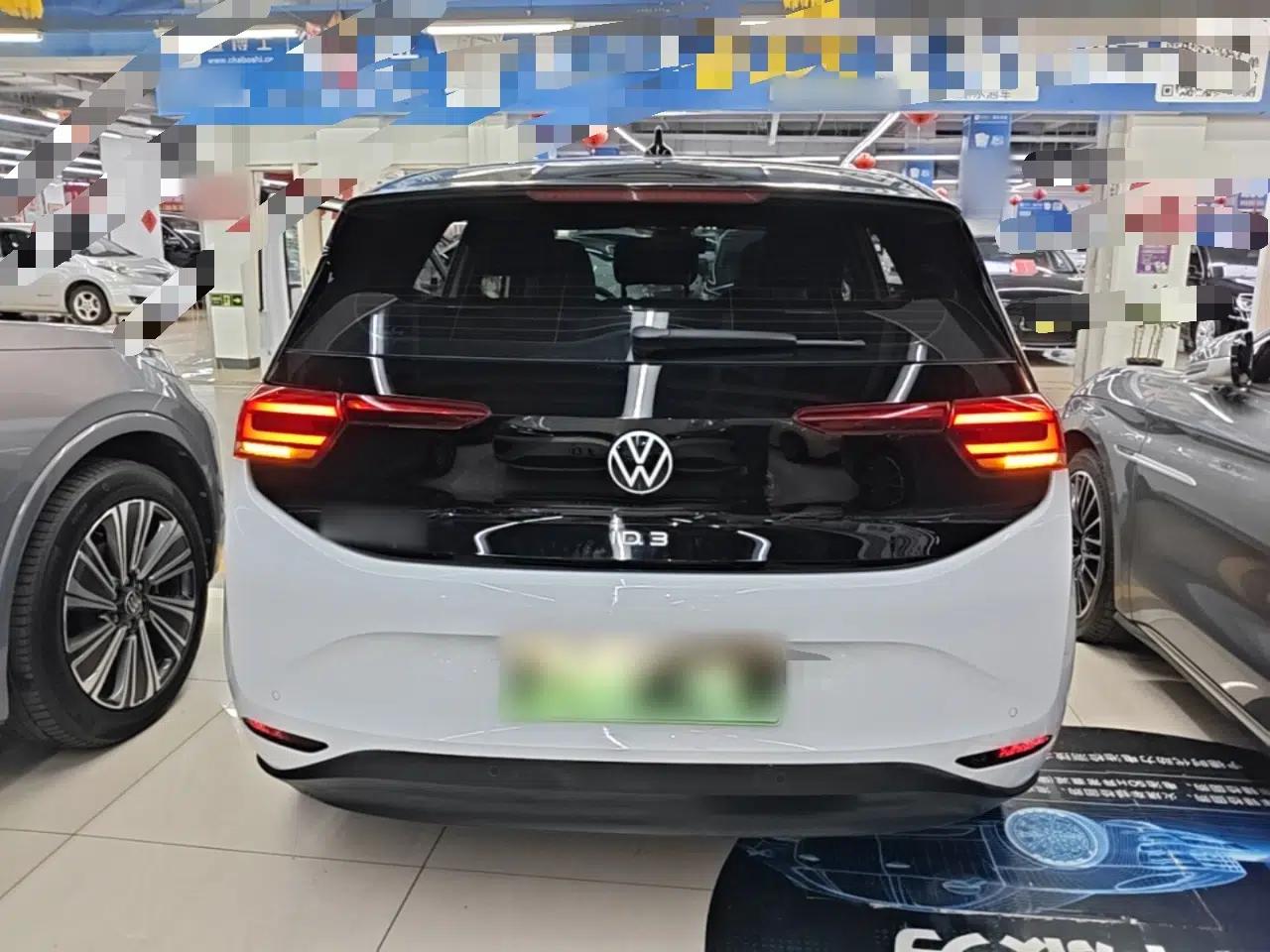Volkswagen ID.3 2024 Outstanding Edition — миниатюра 5