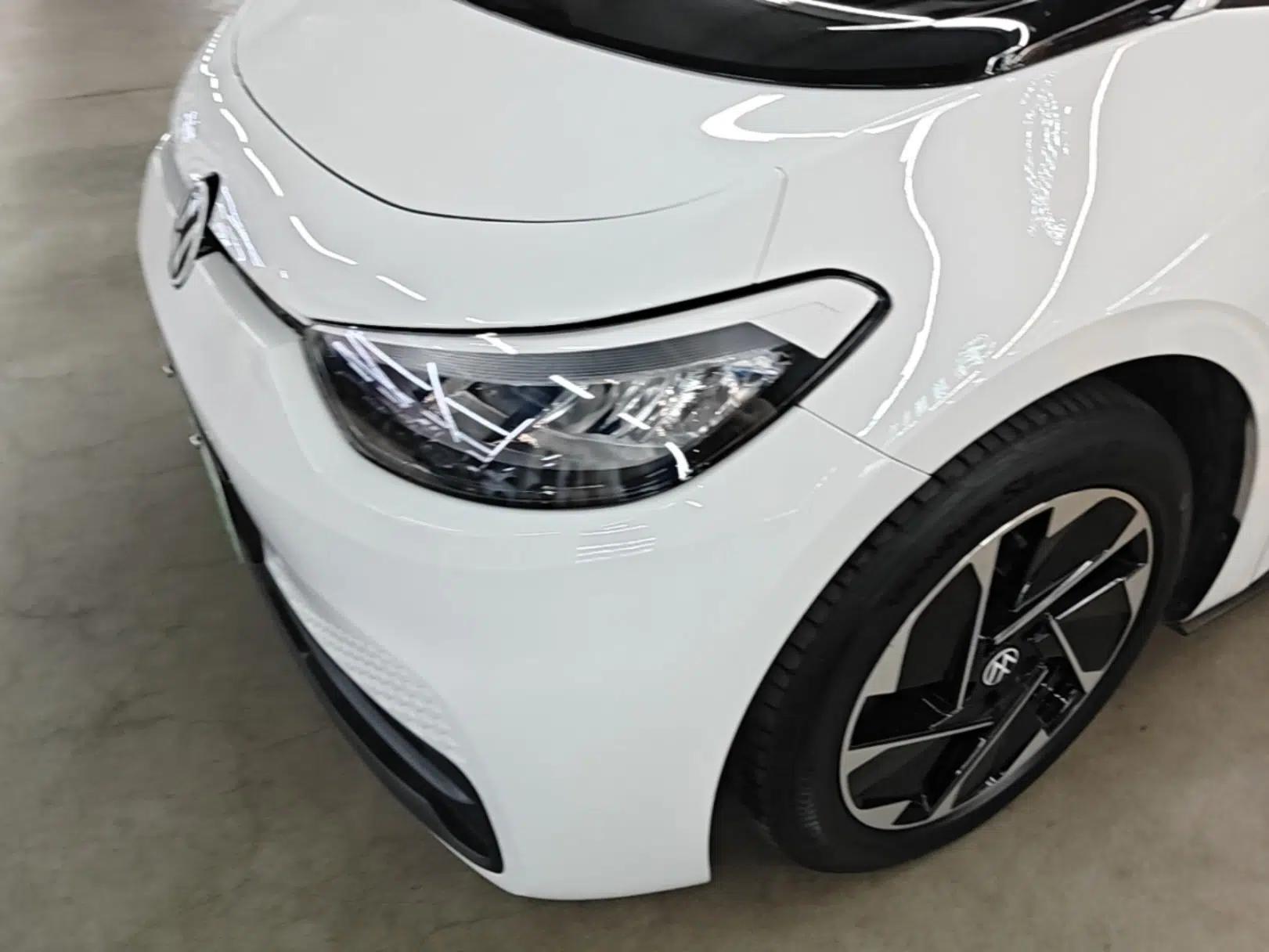 Volkswagen ID.3 2024 Outstanding Edition — миниатюра 8