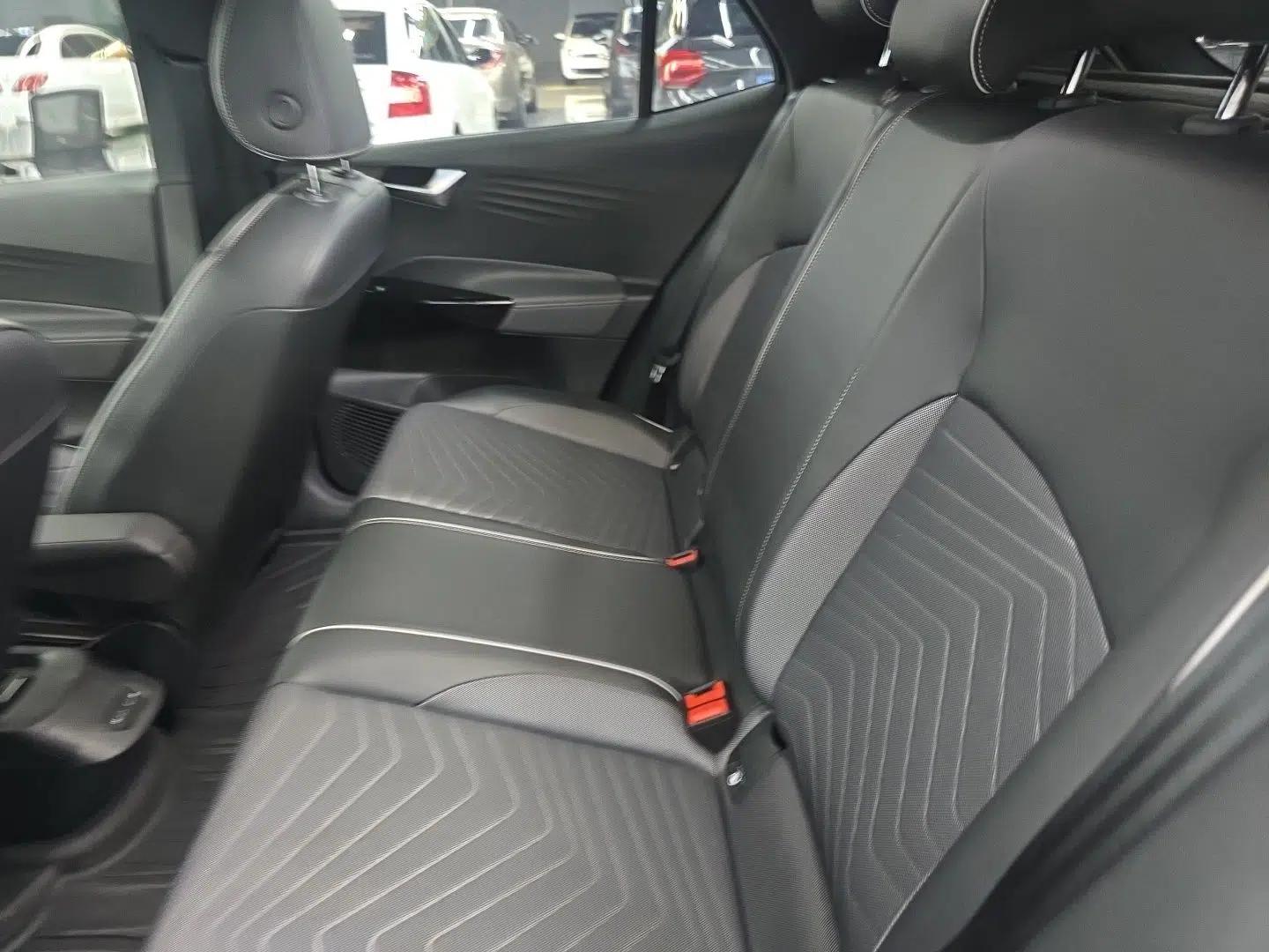Volkswagen ID.3 2022 Active Pure Intelligent Enjoyment Edition — миниатюра 17