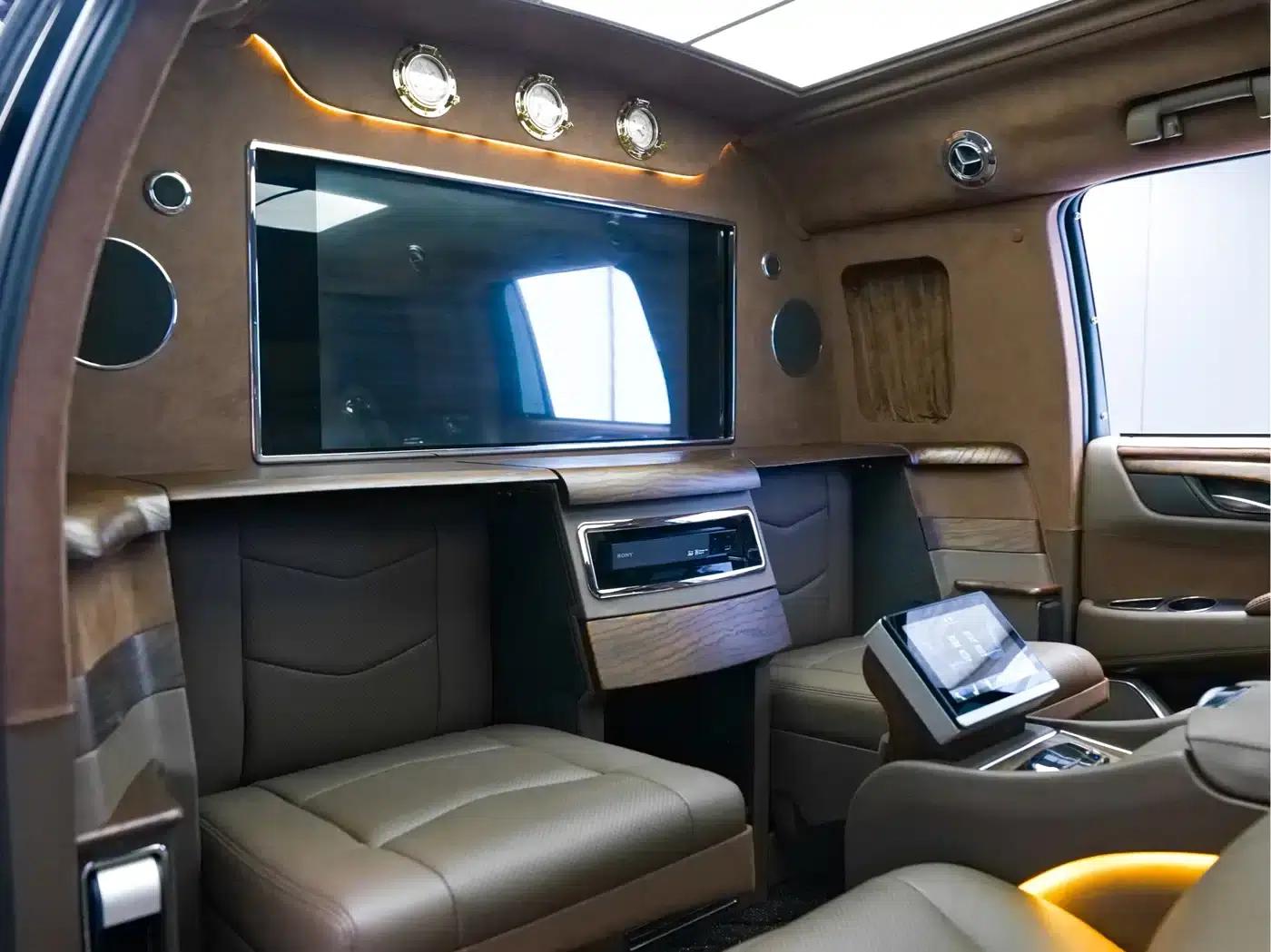 2017 Cadillac Escalade 6.2L ESV Platinum Edition Extended Wheelbase — миниатюра 15