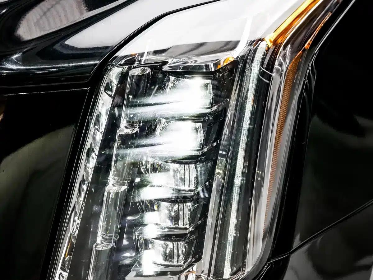 2017 Cadillac Escalade 6.2L ESV Platinum Edition Extended Wheelbase — миниатюра 6