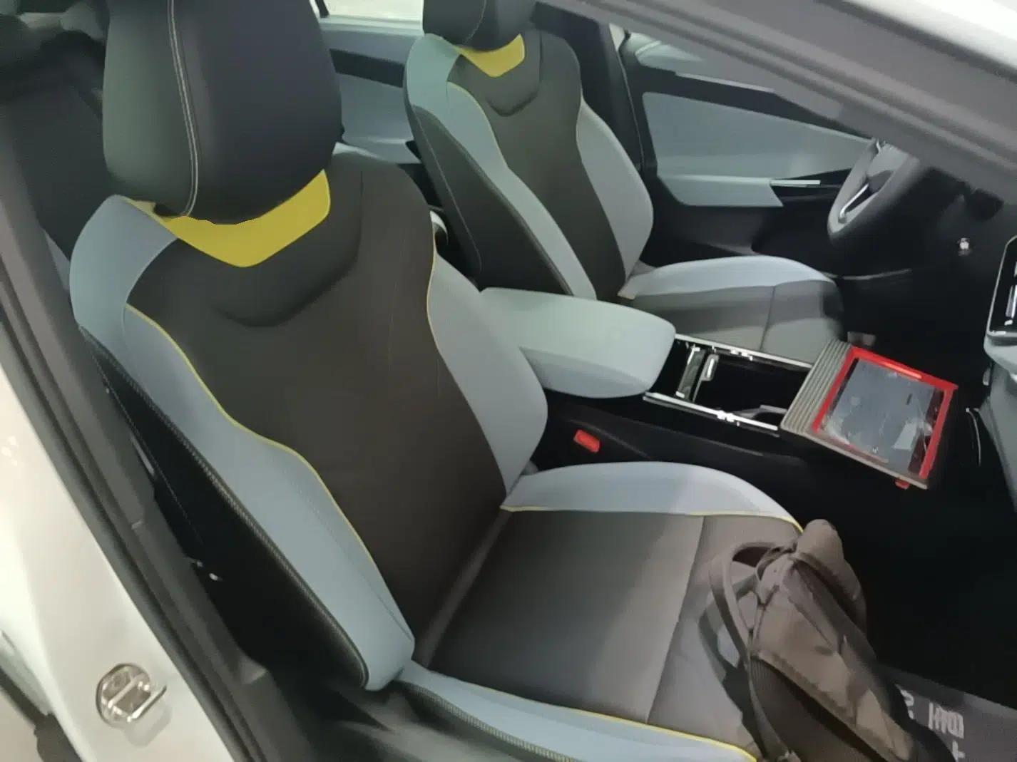Volkswagen ID.4 X 2025 Revised Version Smart Edition Outstanding Grade — миниатюра 19