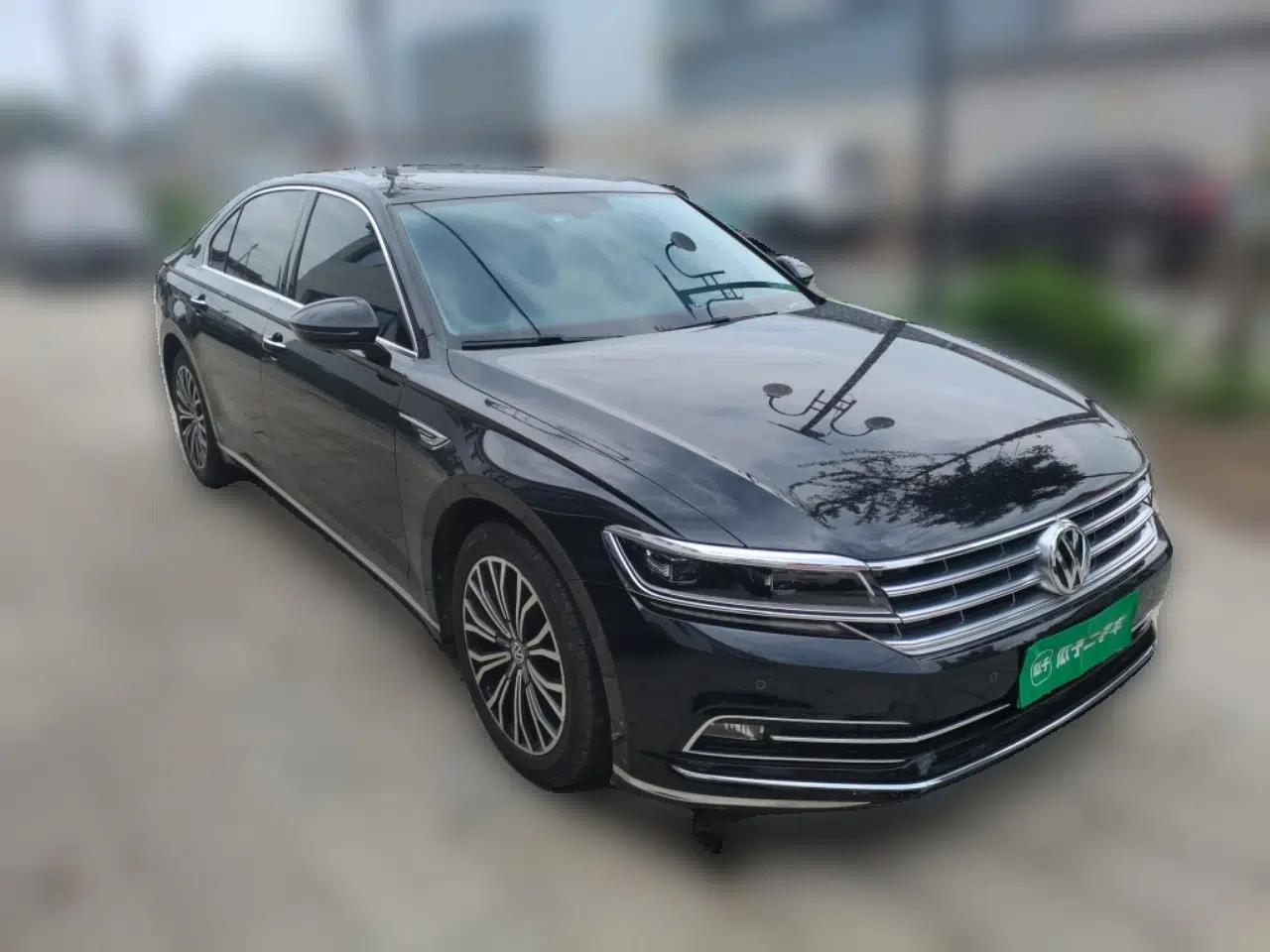 Volkswagen Phideon 2016 380TSI Two-Wheel-Drive Supreme Edition — миниатюра 3