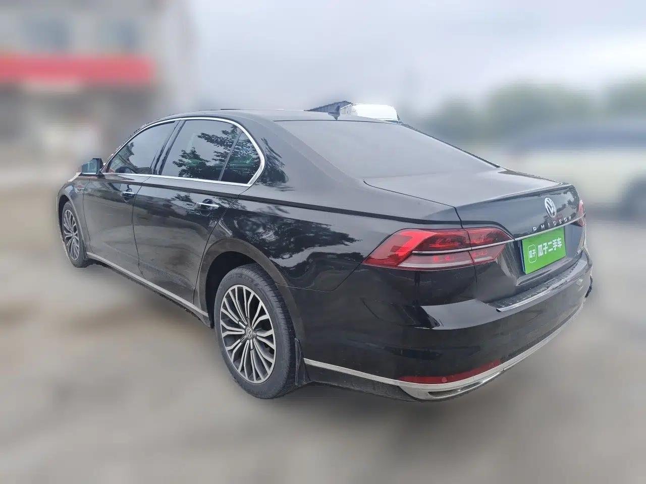 Volkswagen Phideon 2018 Revised Version 380TSI Two-Wheel Drive Business Edition — миниатюра 4
