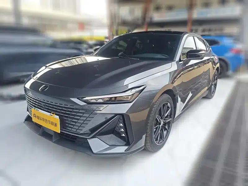 Changan UNI-V 2024 1.5T High-Performance Edition — миниатюра 1